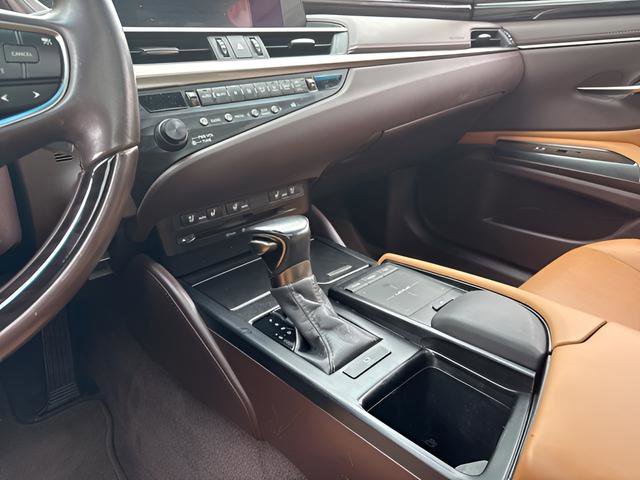 Used 2019 Lexus ES 350 w/ Premium Package FWD image 22