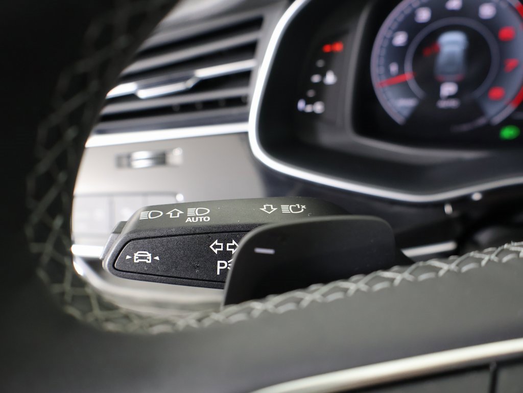 Used 2025 Audi Q8 Premium Plus w/ Premium Plus Package image 29