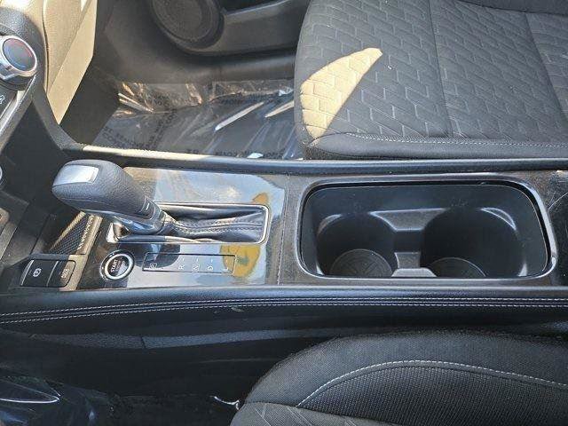 Used 2023 Nissan Kicks SV FWD image 18