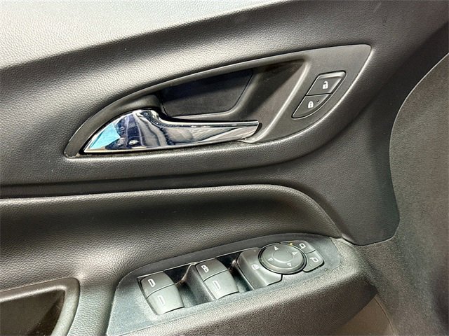 Used 2019 Chevrolet Equinox LT image 18