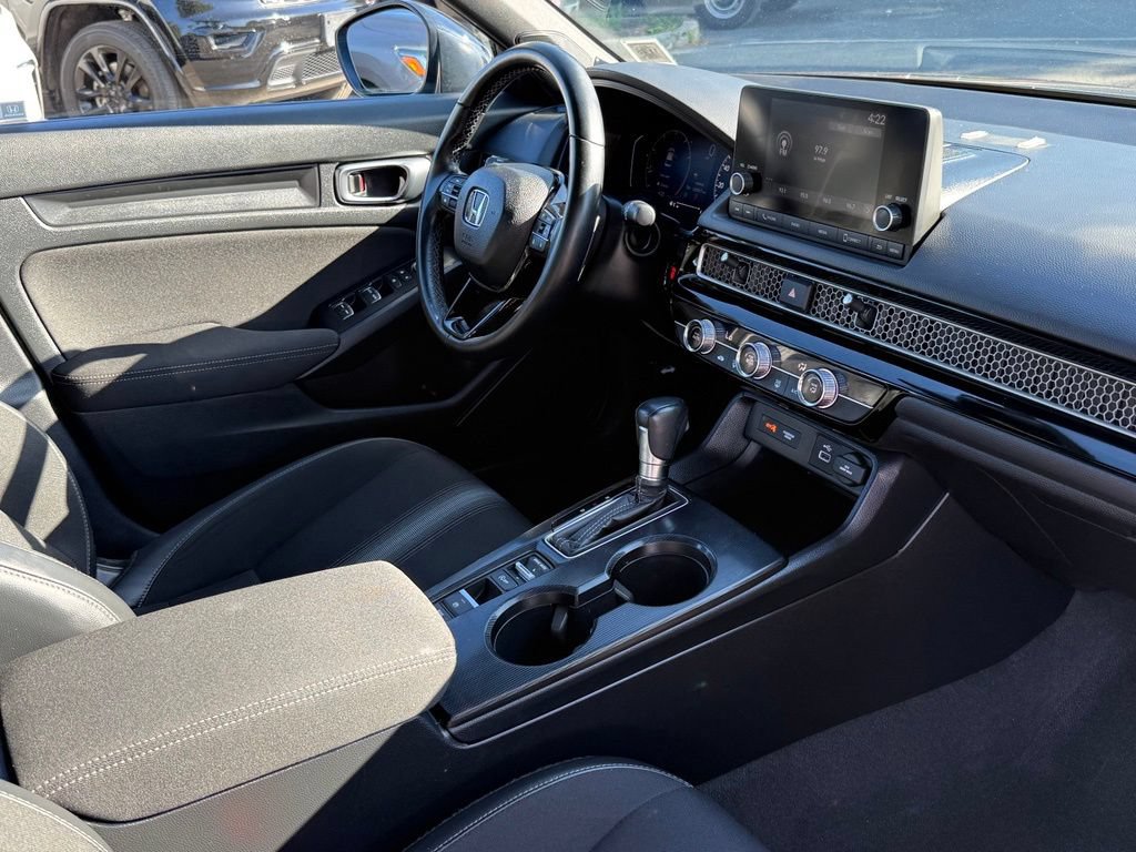 Used 2024 Honda Civic Sport image 28