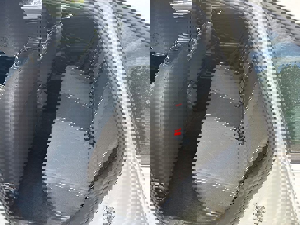 Used 2025 Volkswagen Jetta Sport image 6