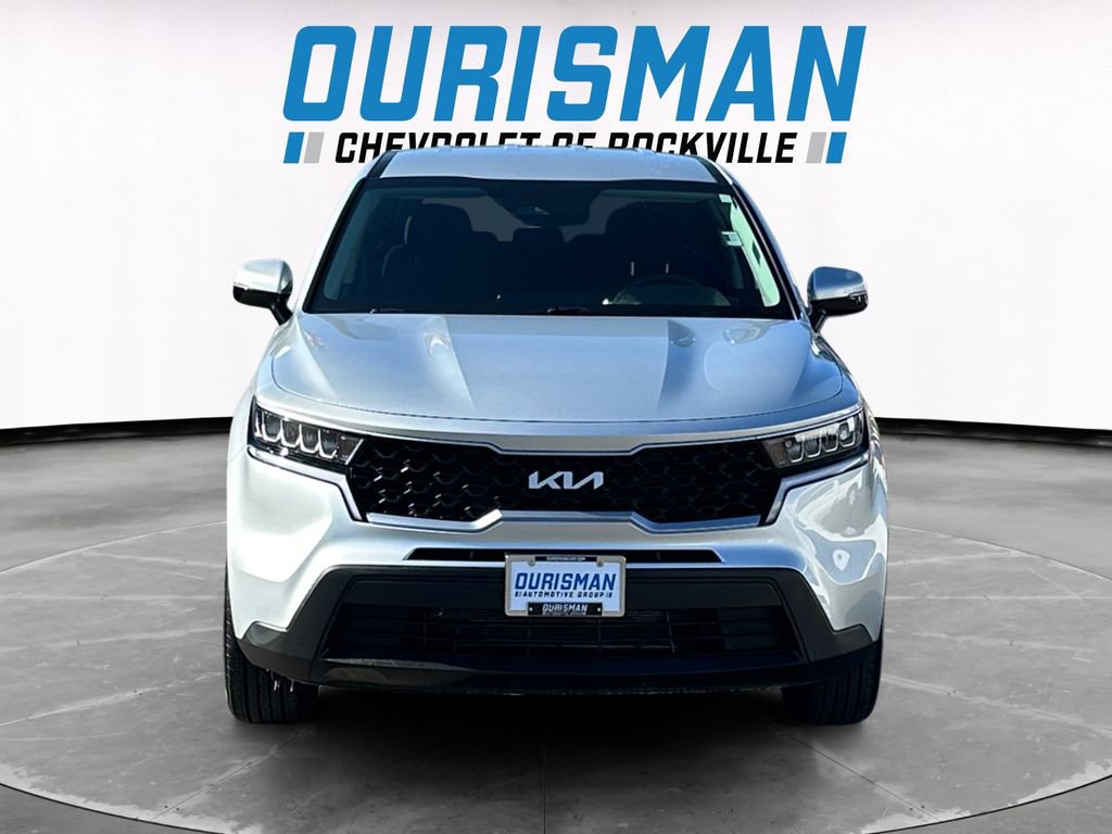 Used 2022 Kia Sorento LX image 8
