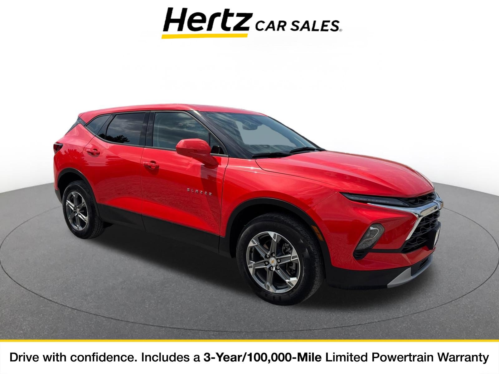 Used 2025 Chevrolet Blazer LT FWD image 1