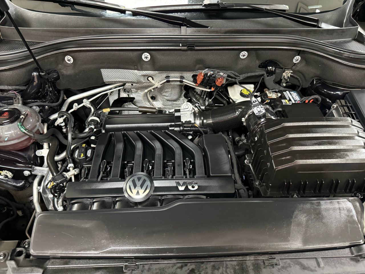 Used 2019 Volkswagen Atlas SE image 30