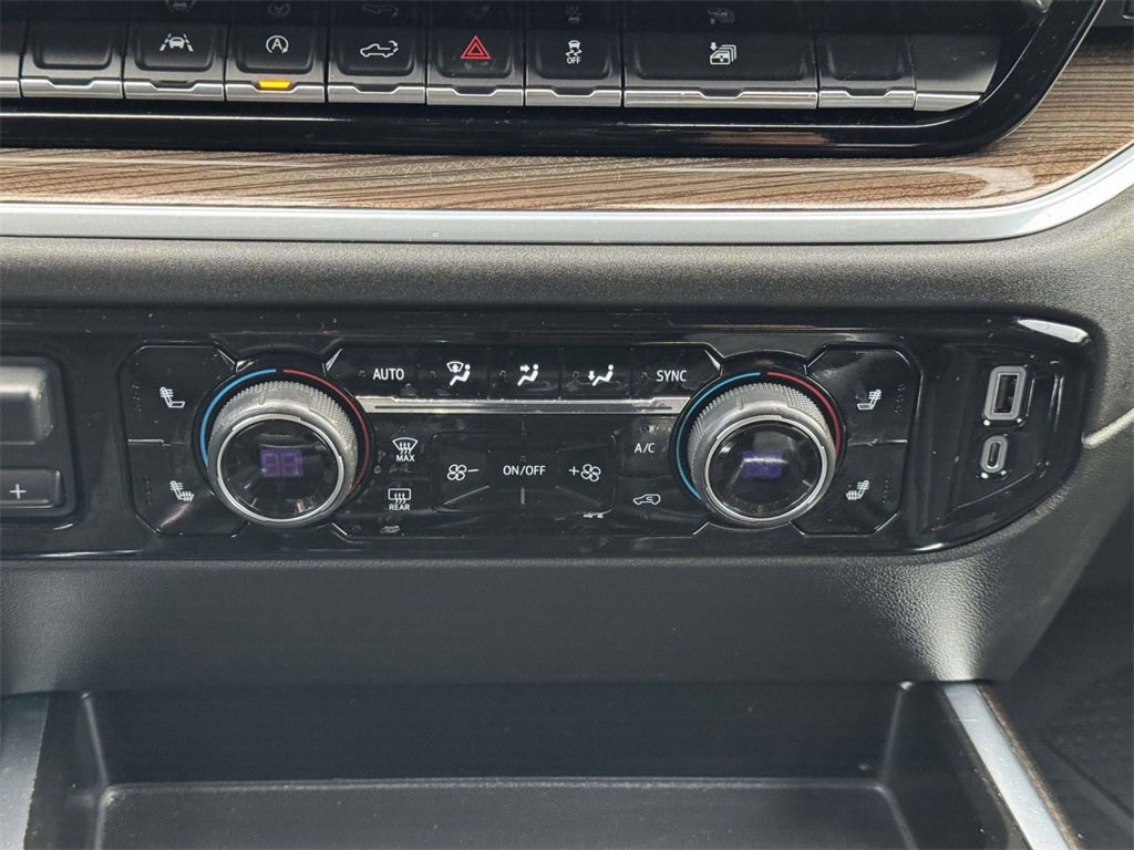 Used 2022 Chevrolet Silverado 1500 RST w/ Redline Edition image 6