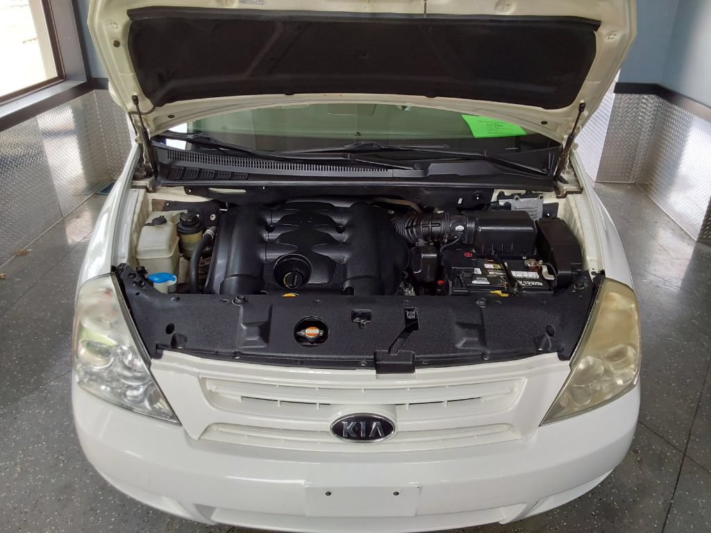Used 2008 Kia Sedona LX FWD image 20