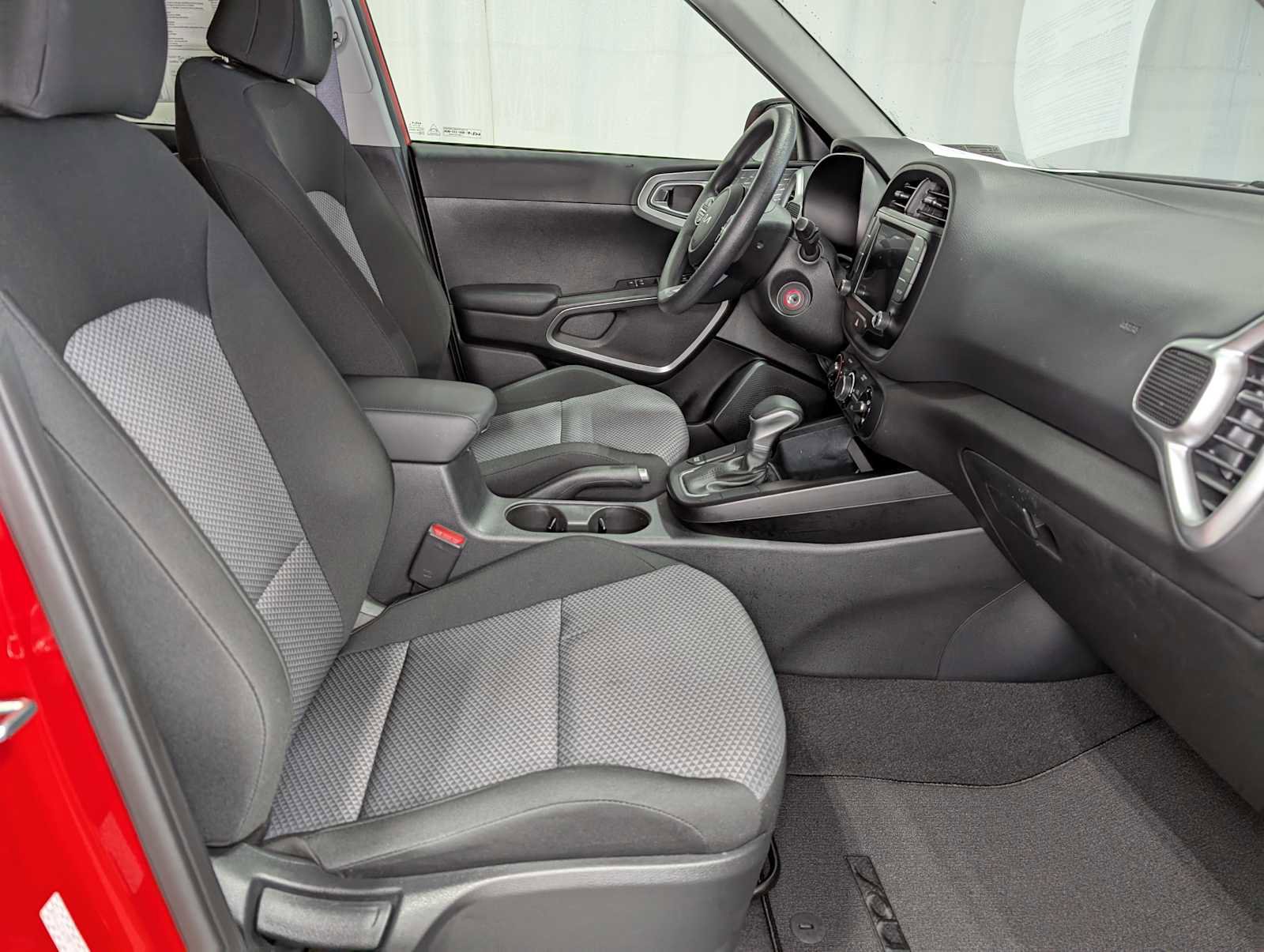 Certified 2023 Kia Soul LX w/ LX Technology Package image 38