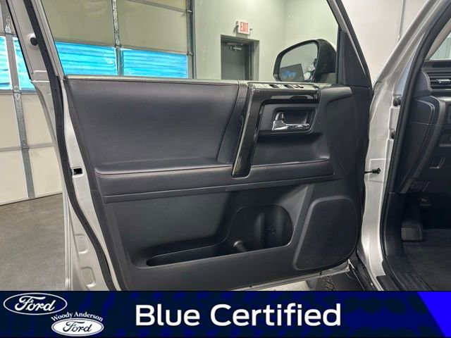 Used 2023 Toyota 4Runner TRD Off-Road image 24