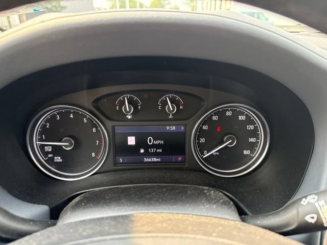 Used 2021 Buick Enclave Essence w/ Sound and Sites Package AWD/4WD image 26