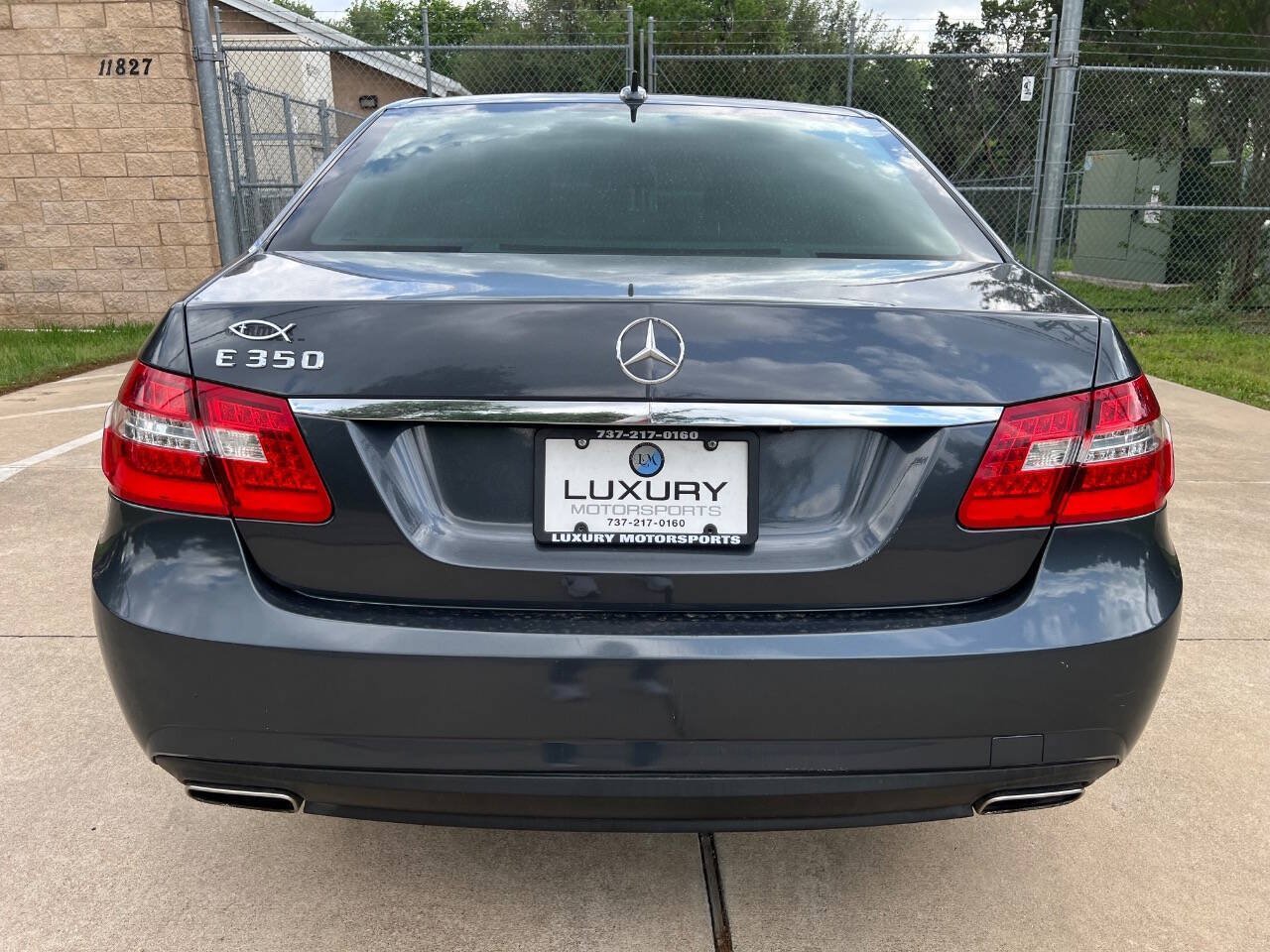 Used 2010 Mercedes-Benz E 350 Sedan image 11