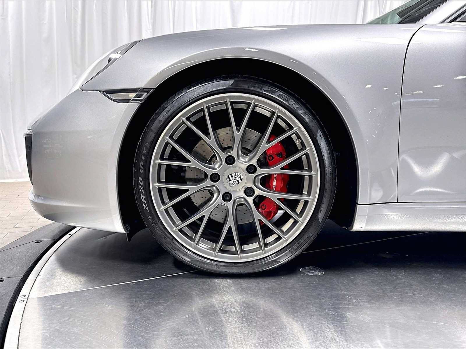 Used 2017 Porsche 911 Carrera S RWD image 13