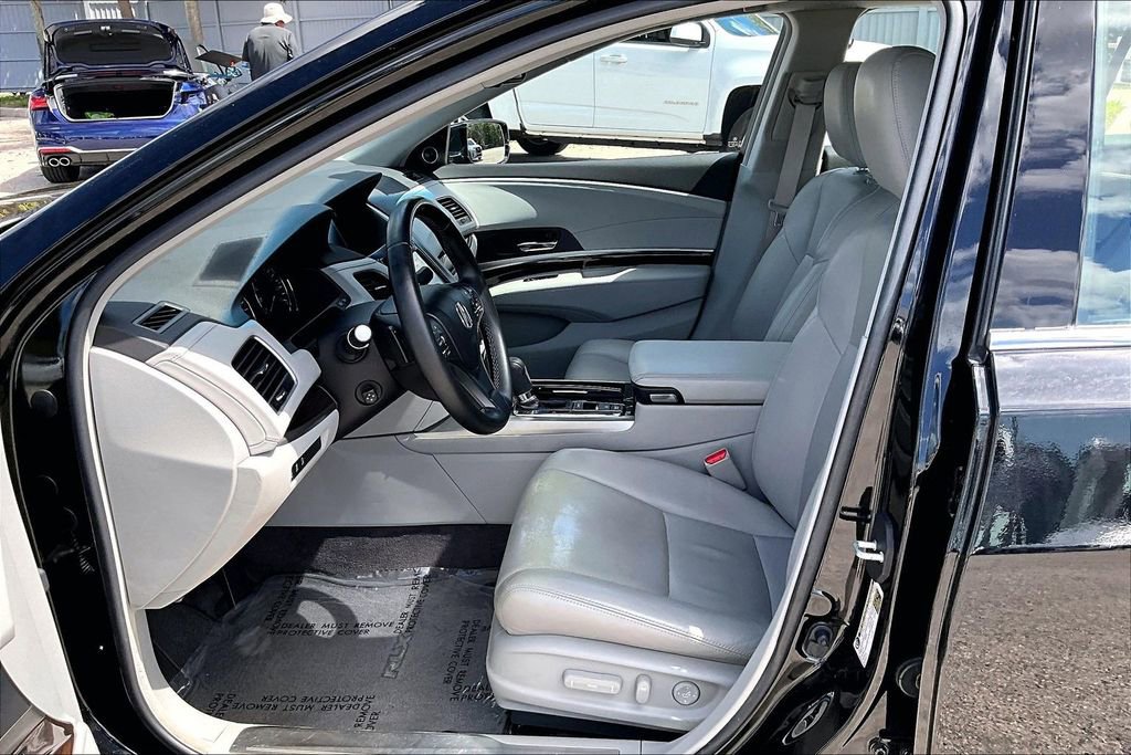 Used 2016 Acura RLX w/ Technology Package FWD image 21