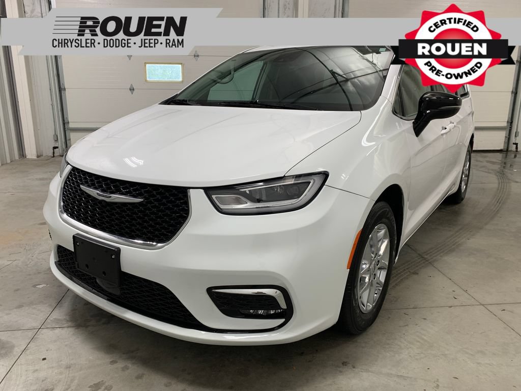 Used 2024 Chrysler Pacifica Touring-L