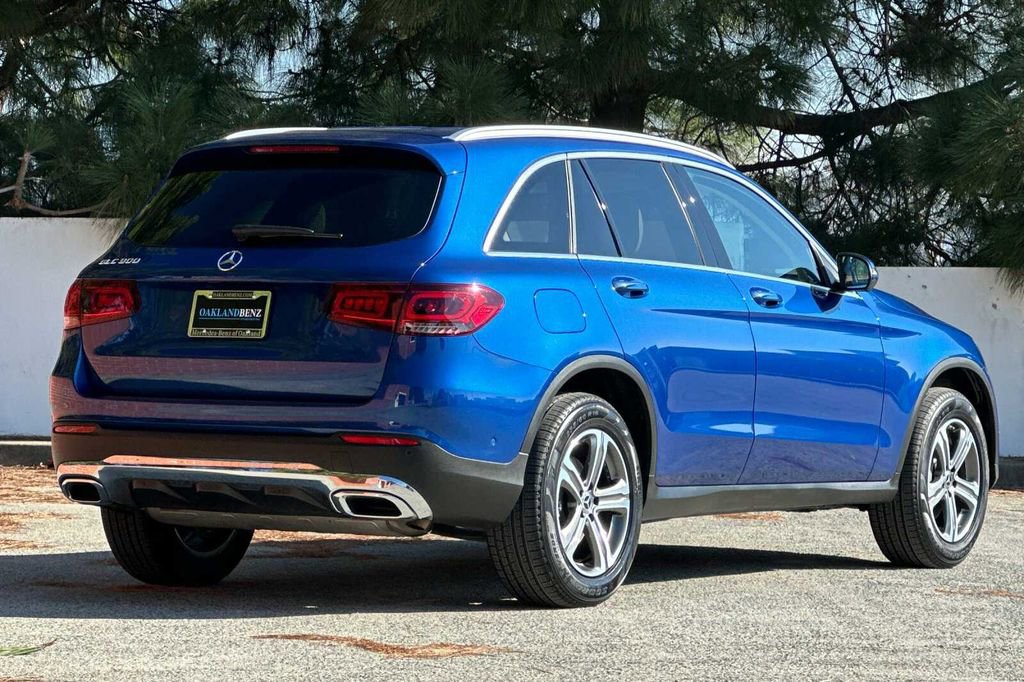 Certified 2022 Mercedes-Benz GLC 300 image 4