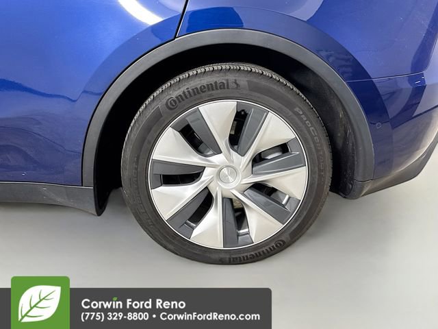Used 2021 Tesla Model Y Long Range image 32
