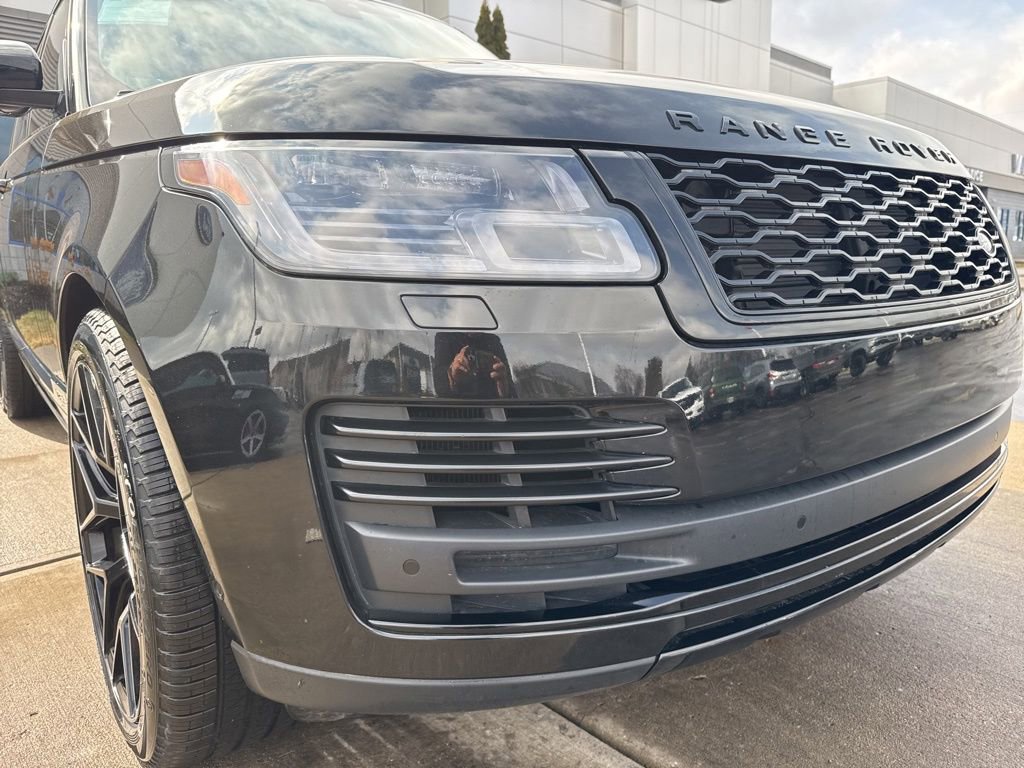 Used 2019 Land Rover Range Rover Long Wheelbase Supercharged image 9