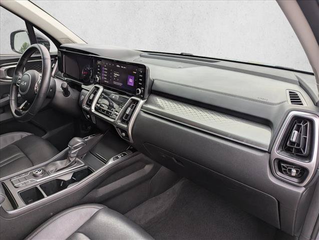 Used 2022 Kia Sorento S FWD image 26