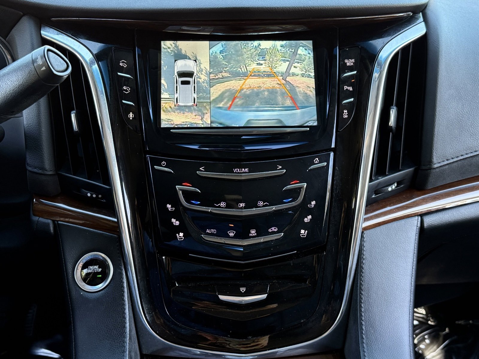 Used 2016 Cadillac Escalade 2WD image 30