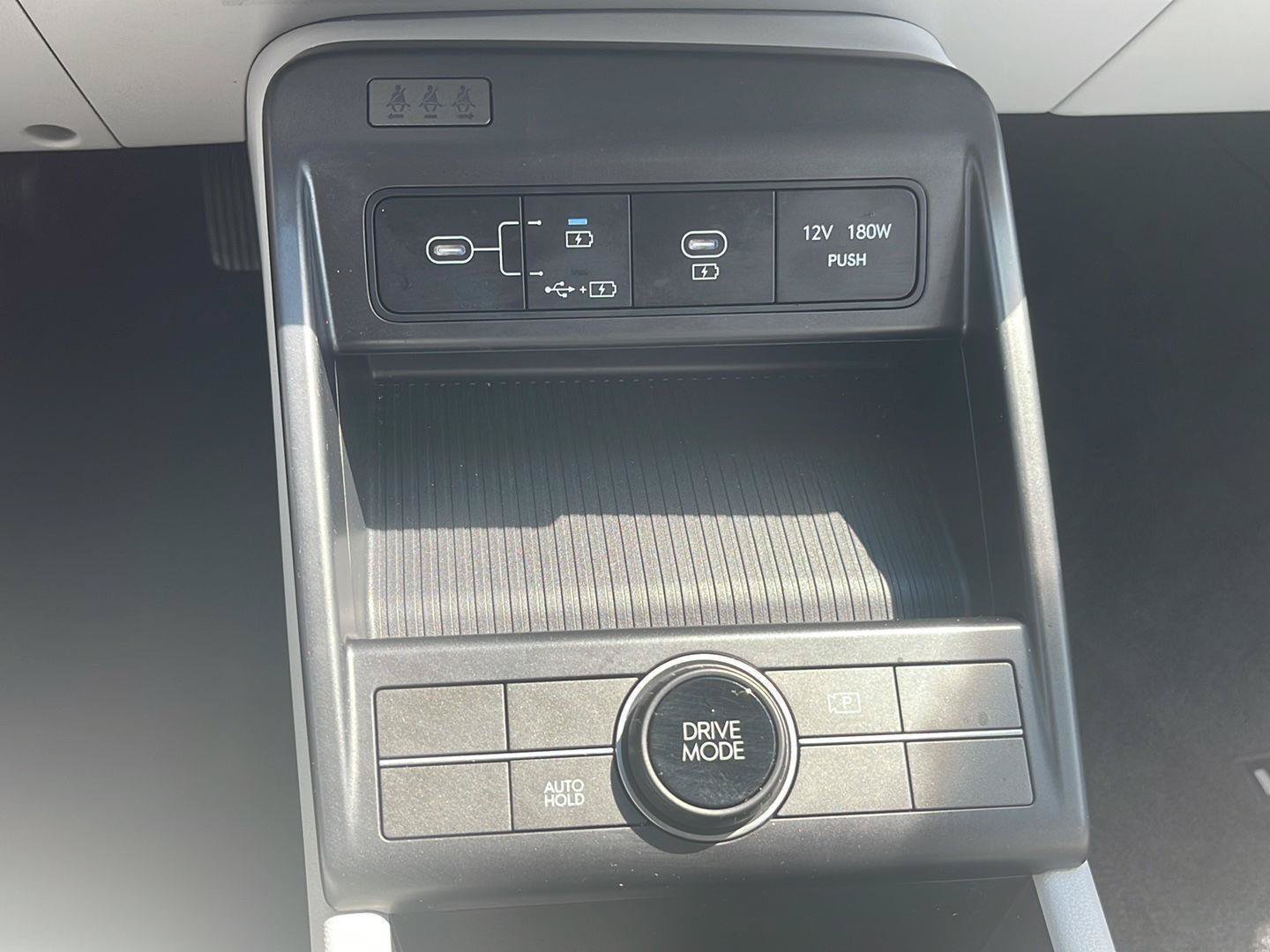 Certified 2024 Hyundai Kona SE FWD image 29