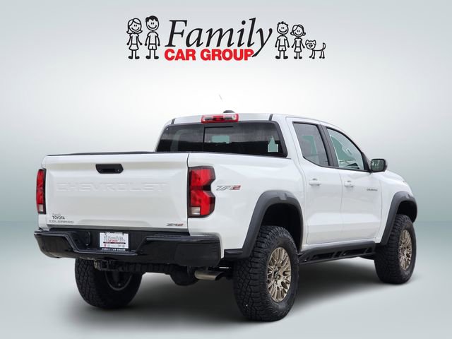 Used 2025 Chevrolet Colorado ZR2 w/ Technology Package image 4