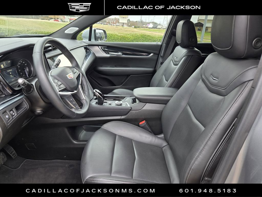 Certified 2025 Cadillac XT5 Premium Luxury image 8