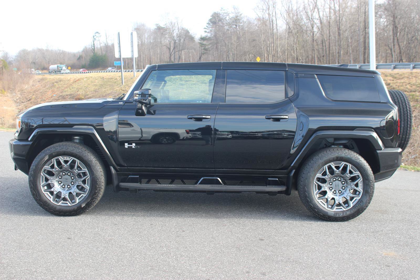 New 2025 GMC Hummer EV 3X image 4