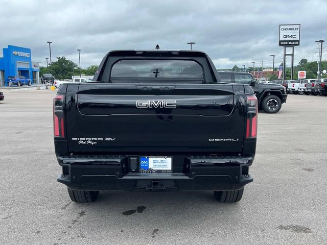 New 2025 GMC Sierra EV Denali AWD/4WD video 4
