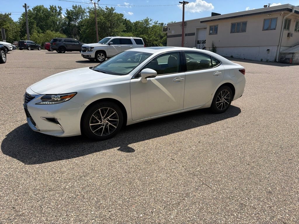 Used 2017 Lexus ES 350 w/ Premium Package