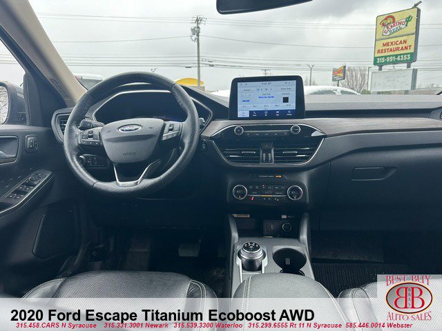 Used 2020 Ford Escape Titanium image 11
