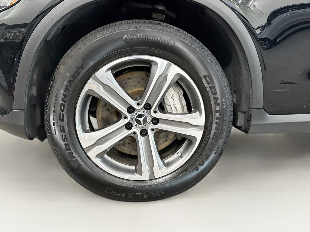 Used 2019 Mercedes-Benz GLC 350e 4MATIC image 37