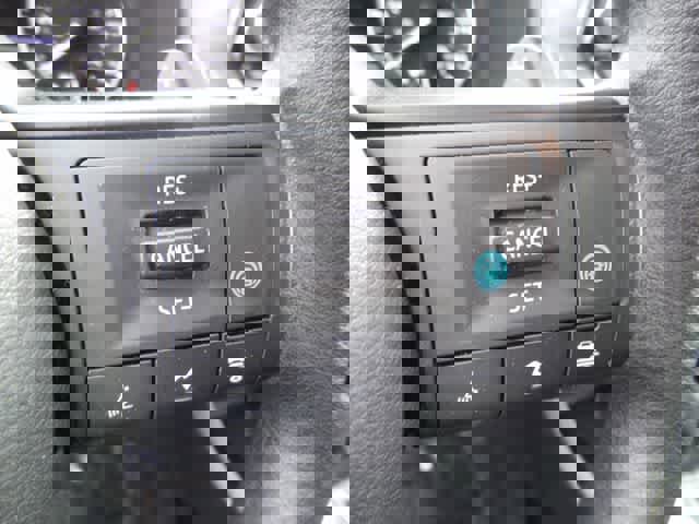 Used 2024 Nissan Rogue SV image 20