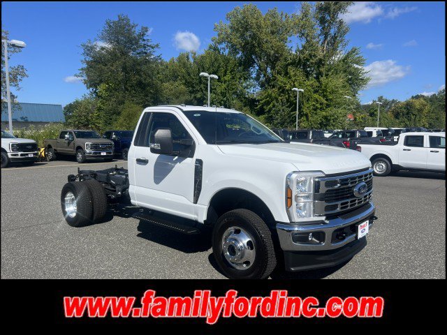 Used 2026 Ford F350 XL w/ XL Chrome Package AWD/4WD image 1