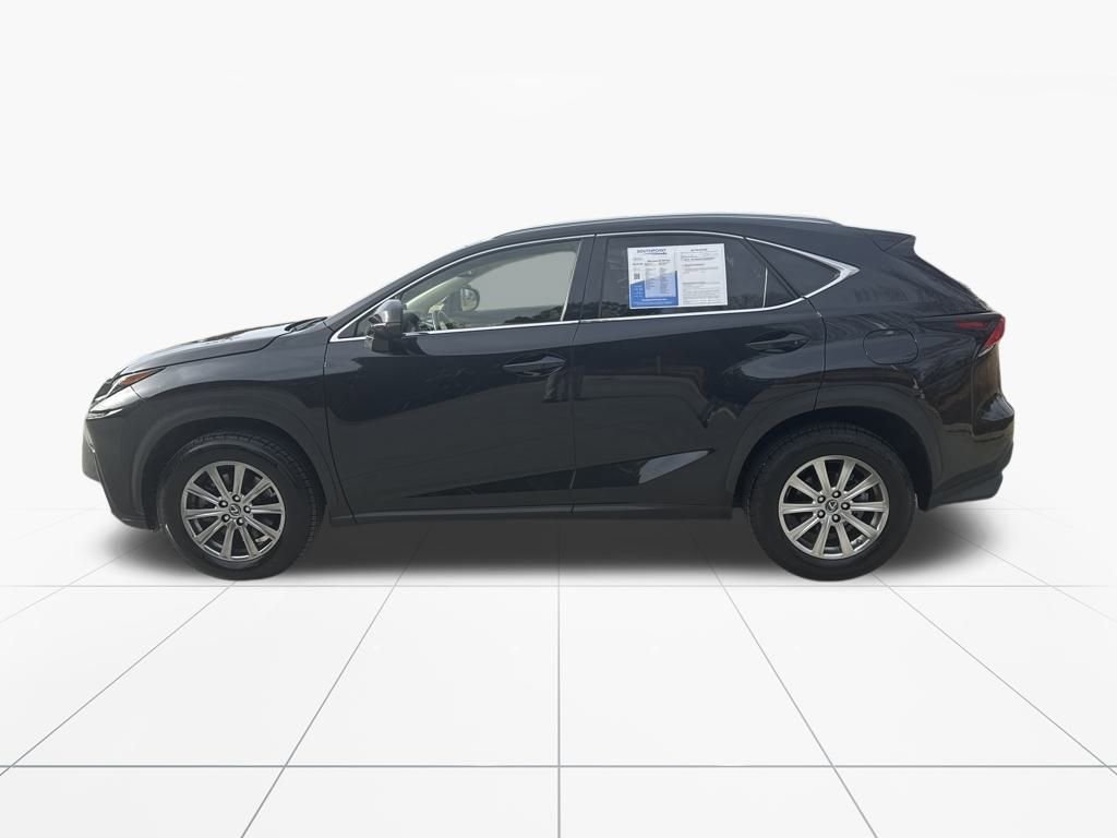 Used 2018 Lexus NX 300 FWD image 5