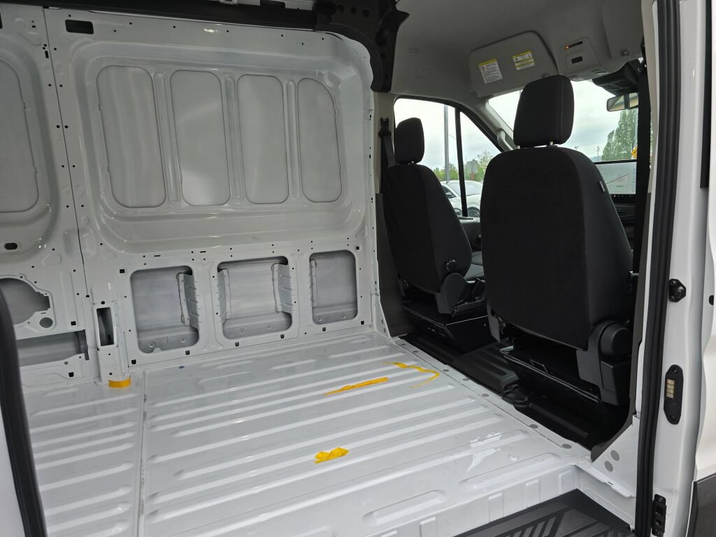 New 2026 Ford Transit 250 148 Medium Roof Extended AWD image 10