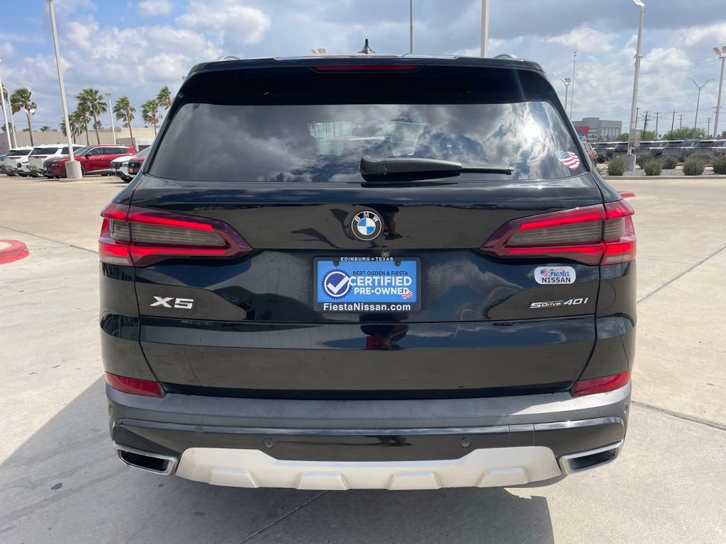 Used 2022 BMW X5 sDrive40i w/ Parking Assistance Package image 4