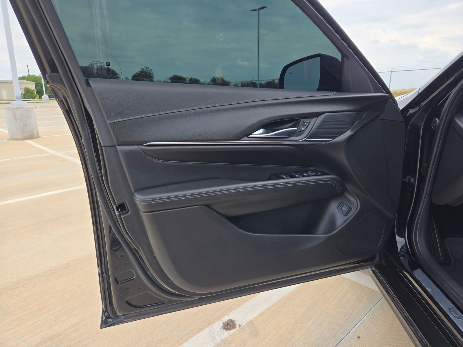 Used 2023 Cadillac CT4 Luxury RWD image 12
