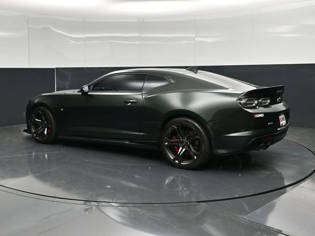 Used 2020 Chevrolet Camaro SS RWD image 10