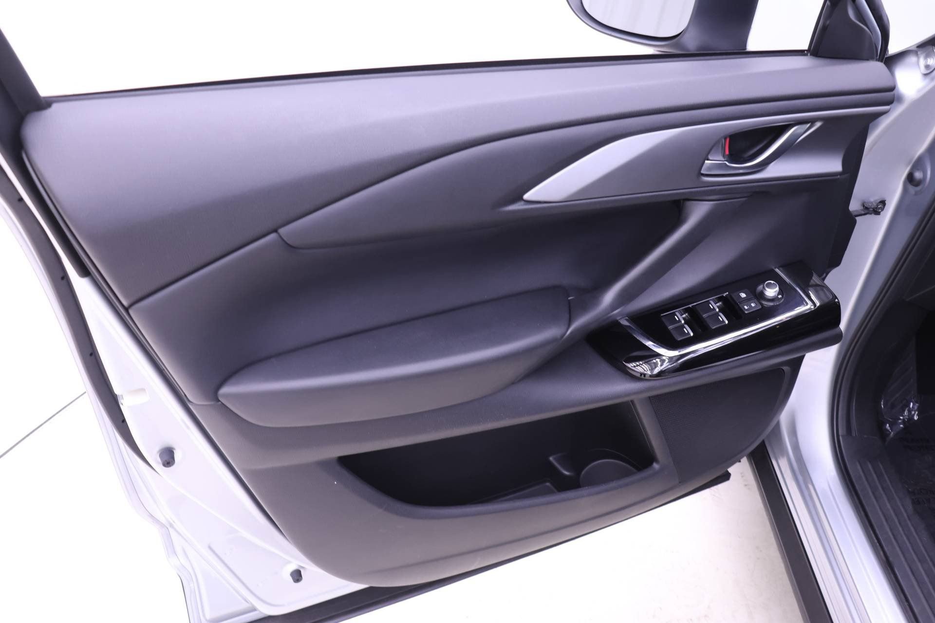 Used 2023 MAZDA CX-9 Touring Plus image 9