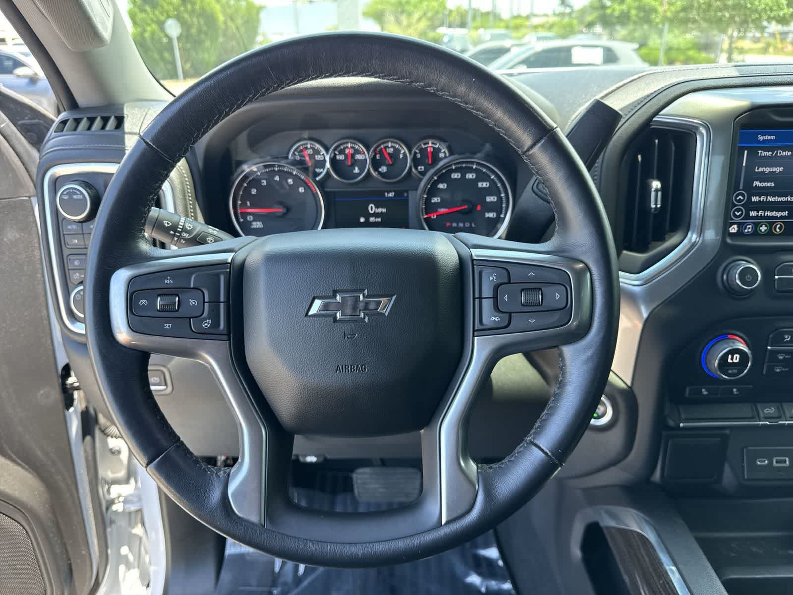 Used 2022 Chevrolet Silverado 1500 RST AWD/4WD image 30