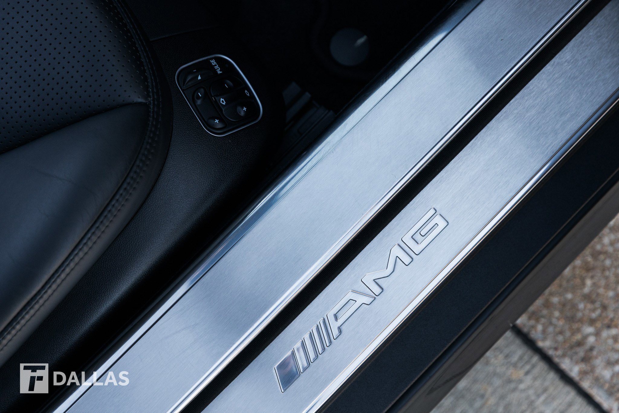 Used 2012 Mercedes-Benz SL 63 AMG image 31