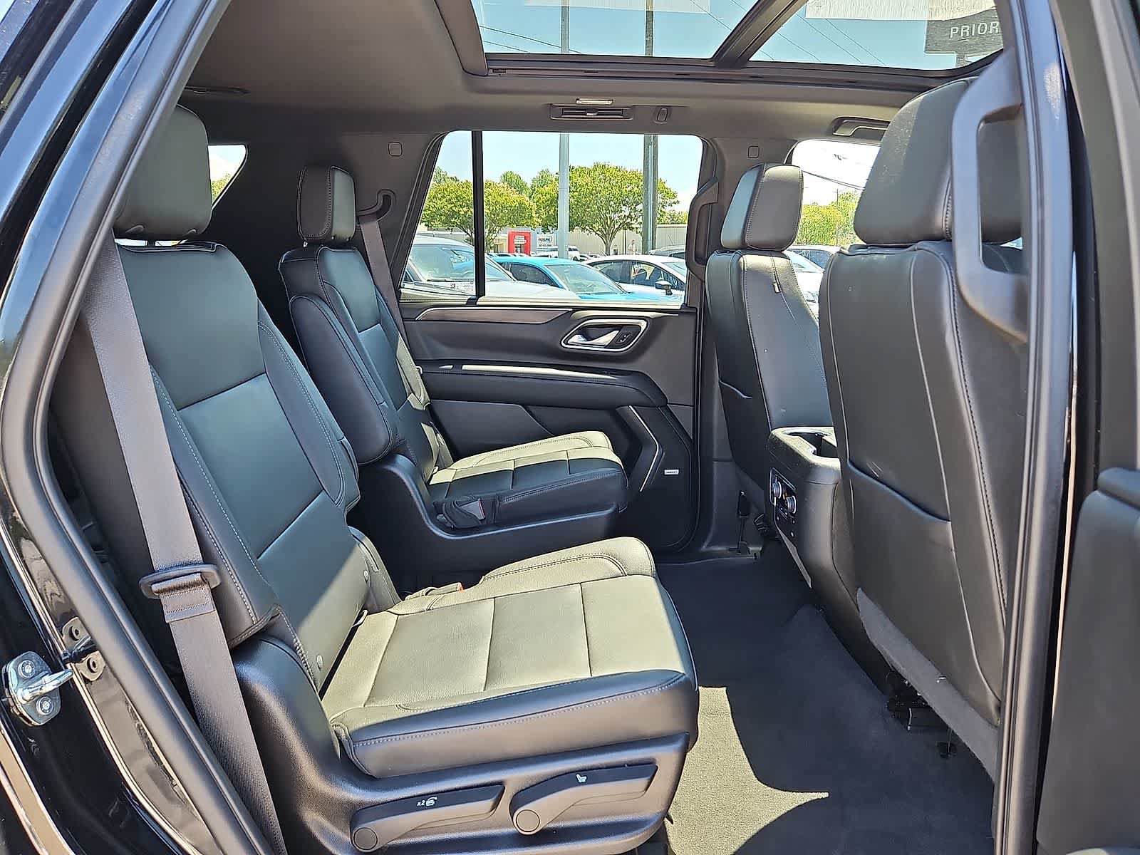 Used 2022 Chevrolet Tahoe LT w/ LT Signature Plus Package AWD/4WD image 33
