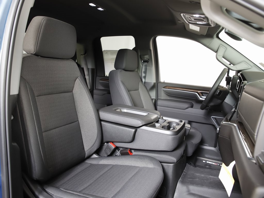 New 2026 Chevrolet Silverado 2500 LT image 9