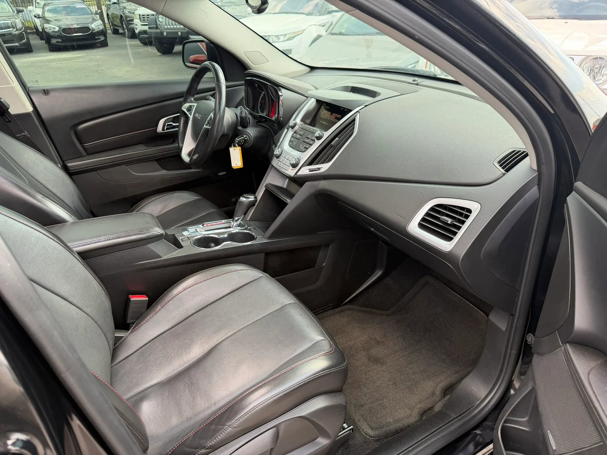 Used 2017 GMC Terrain SLT w/ Open Road Package image 11