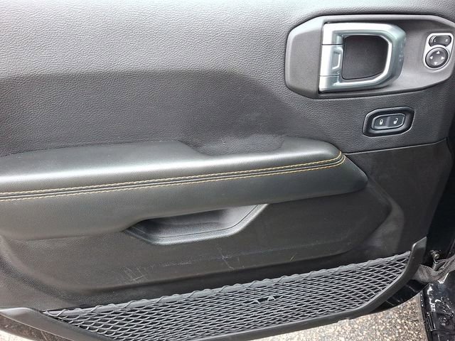 Used 2025 Jeep Wrangler Unlimited Sahara w/ Safety Group image 14