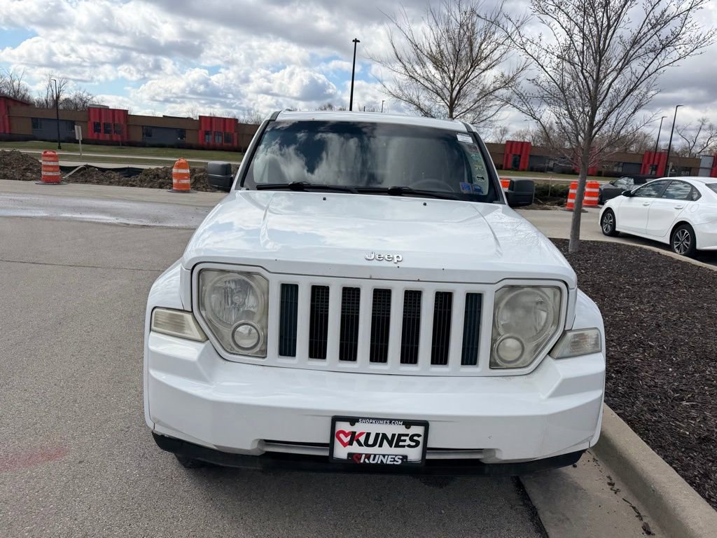 Used 2012 Jeep Liberty Sport w/ Driver Convenience Group image 2