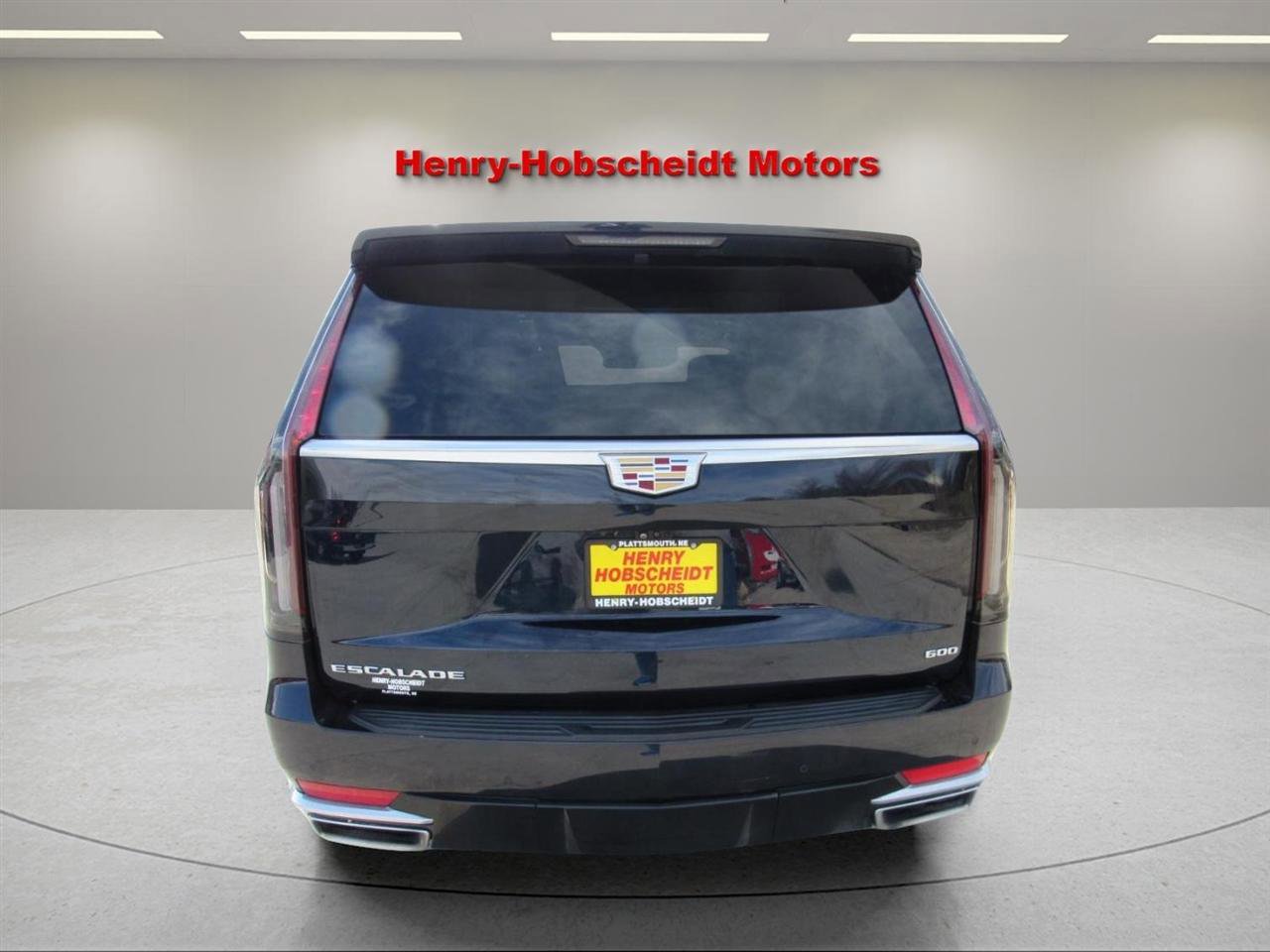 Used 2021 Cadillac Escalade Premium Luxury Platinum image 3