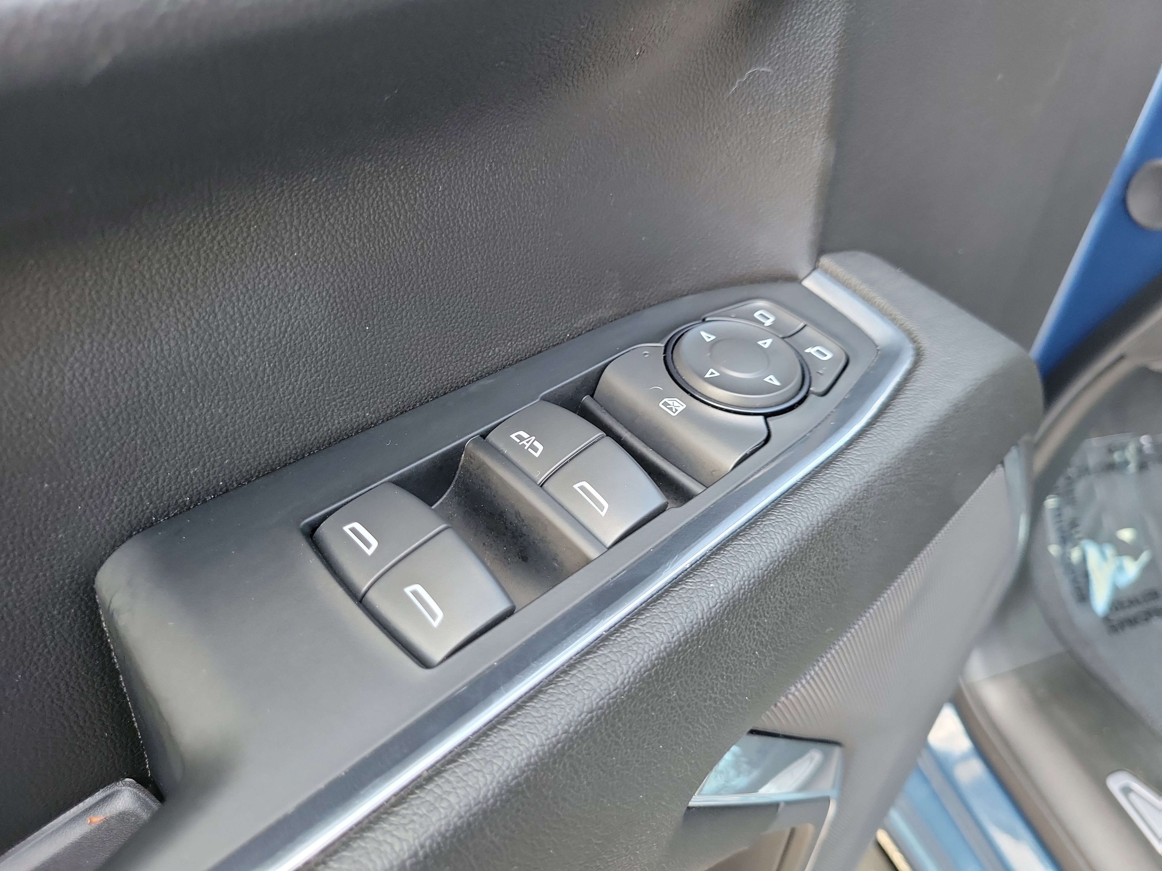 Used 2024 GMC Sierra 1500 Elevation image 24