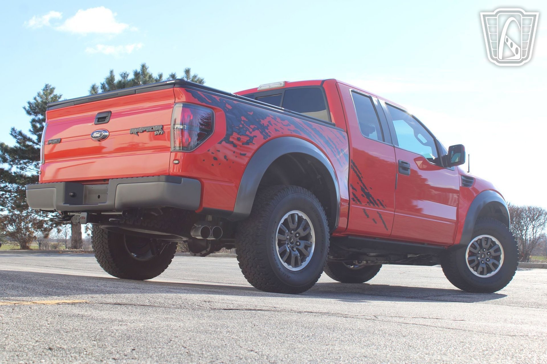 Used 2010 Ford F150 Raptor image 16