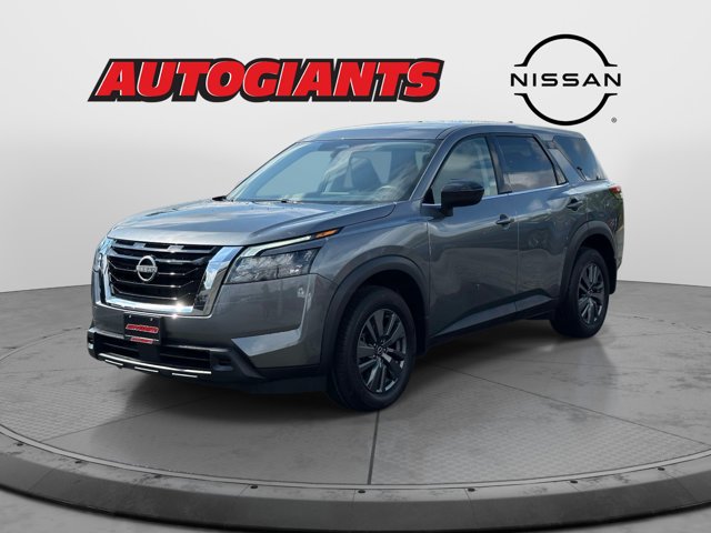 Used 2024 Nissan Pathfinder S AWD/4WD image 6